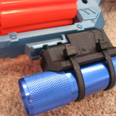 Ngàm gắn đèn pin cho súng Nerf