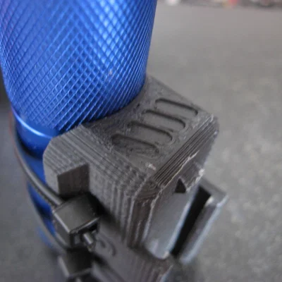 Ngàm gắn đèn pin cho súng Nerf