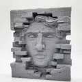 Tượng khuôn mặt trên tường gạch - Không cần hỗ trợ (No Supports) - Thumbnail 1