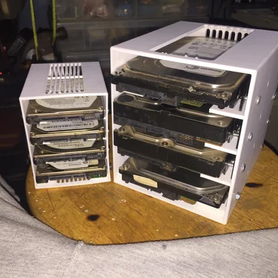 Hộp đựng ổ cứng 2.5 inch để bàn (chứa tối đa 8 ổ)