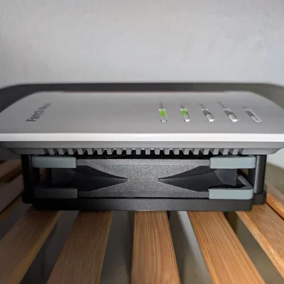 Đế tản nhiệt cho FritzBox 7530 (AX) dùng quạt 120/140mm