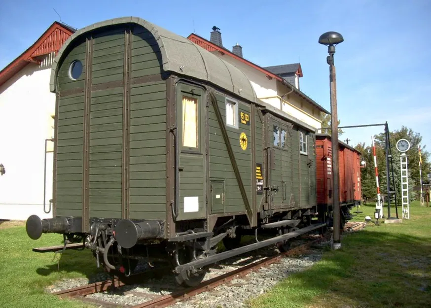 Mô hình toa tàu hàng DB Pwg14 tỉ lệ 1:32 cho dân chơi mô hình - Image 3