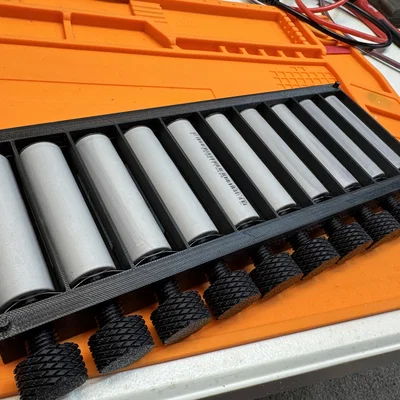 Khay xếp chồng song song cho pin 21700 dùng vít – Không cần hàn