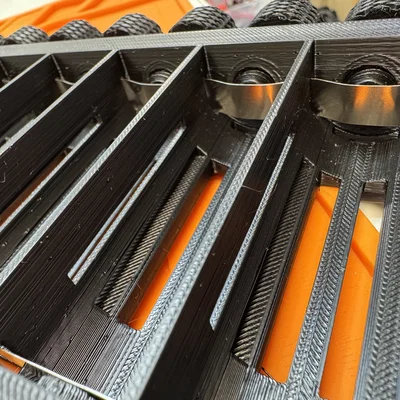 Khay xếp chồng song song cho pin 21700 dùng vít – Không cần hàn