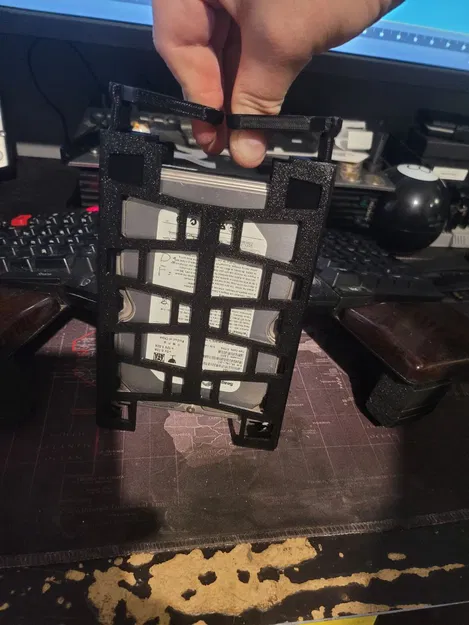 Vỏ bảo vệ ổ cứng HDD 3.5 inch miễn phí - Thiết kế không cần ốc vít! - Image 5