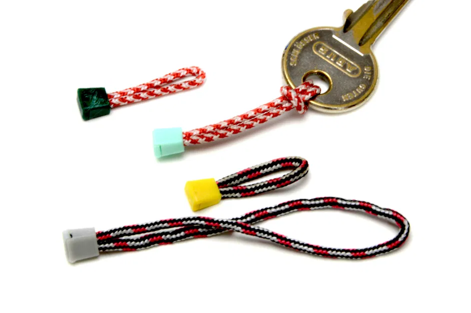 Đầu chụp Paracord cho khóa kéo và nhiều mục đích khác - 2× ø2mm hoặc 1× ø4mm - Image 1