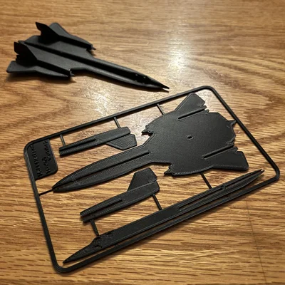 Mô hình Kit Card máy bay SR-71 Blackbird và chân đế