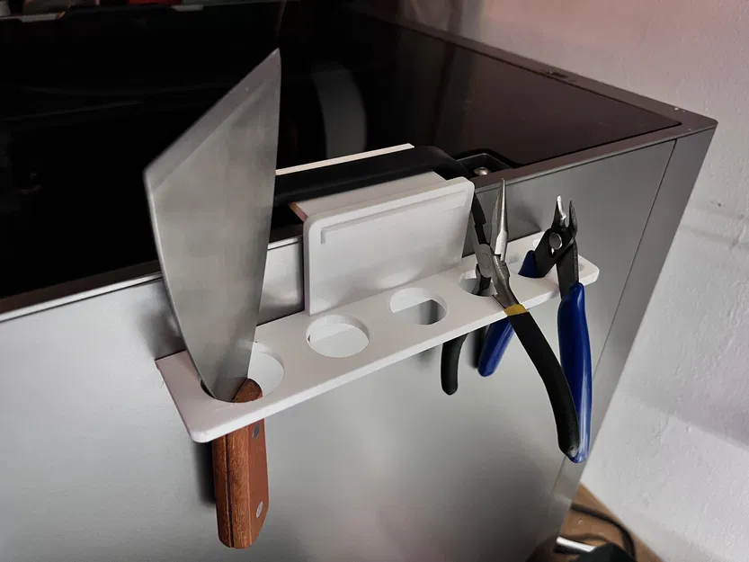 Khay đựng dụng cụ cho máy in Qidi Plus 4 - Image 1