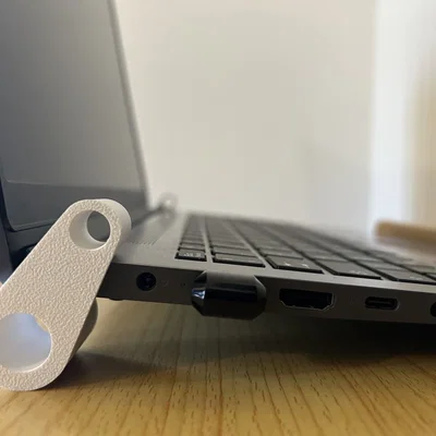 Chân đế tản nhiệt laptop 3D nhỏ gọn, chống nóng hiệu quả