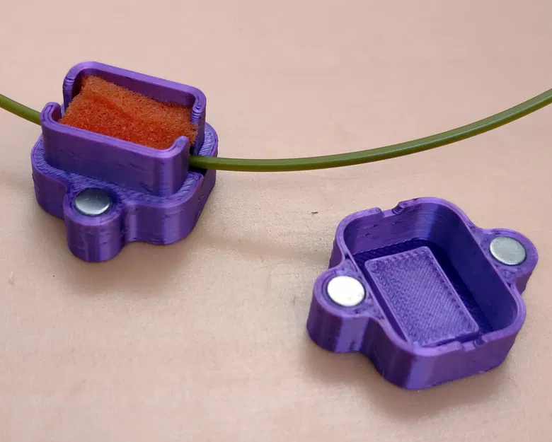 Phụ kiện kẹp làm sạch sợi nhựa in 3D (Filament Cleaner) cực tiện lợi - Image 1