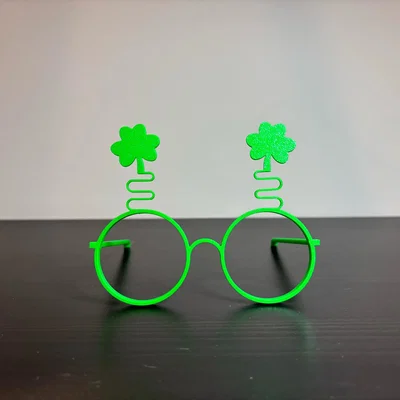 Kính lễ hội mừng ngày Thánh Patrick cho bé