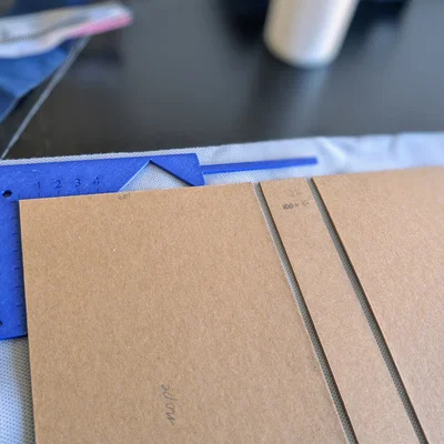 Dụng cụ hỗ trợ đóng sách đa năng (hệ Metric)