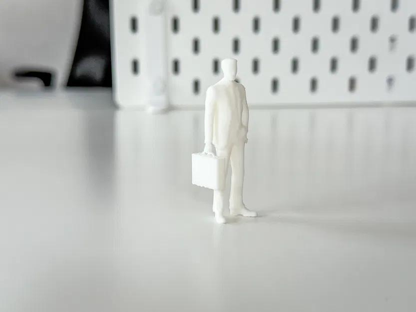 Mô hình doanh nhân thu nhỏ cho sa bàn - Image 2