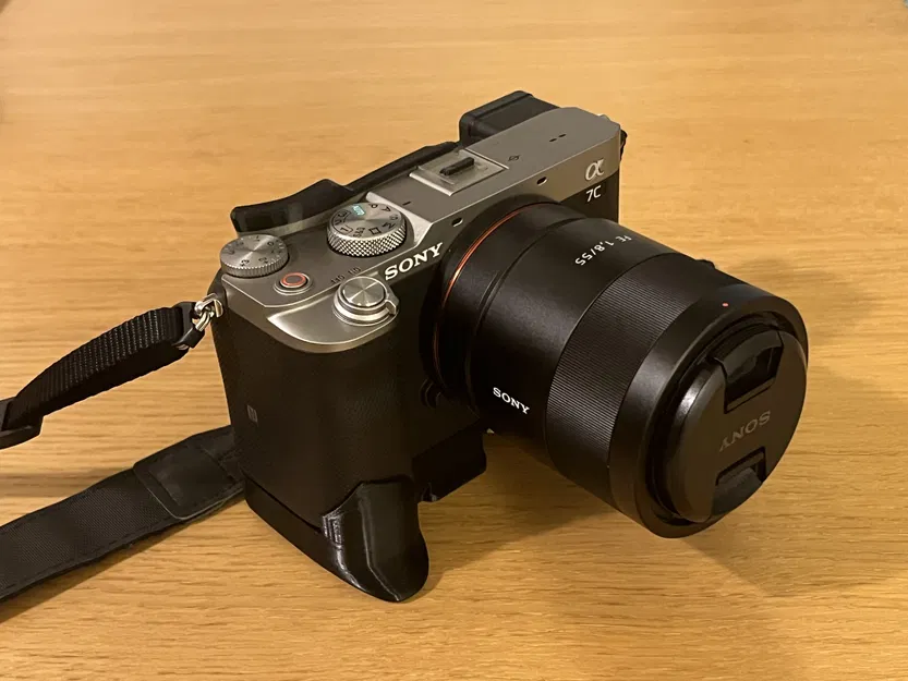 Tay cầm (grip) cho máy ảnh Sony A7C - Image 1