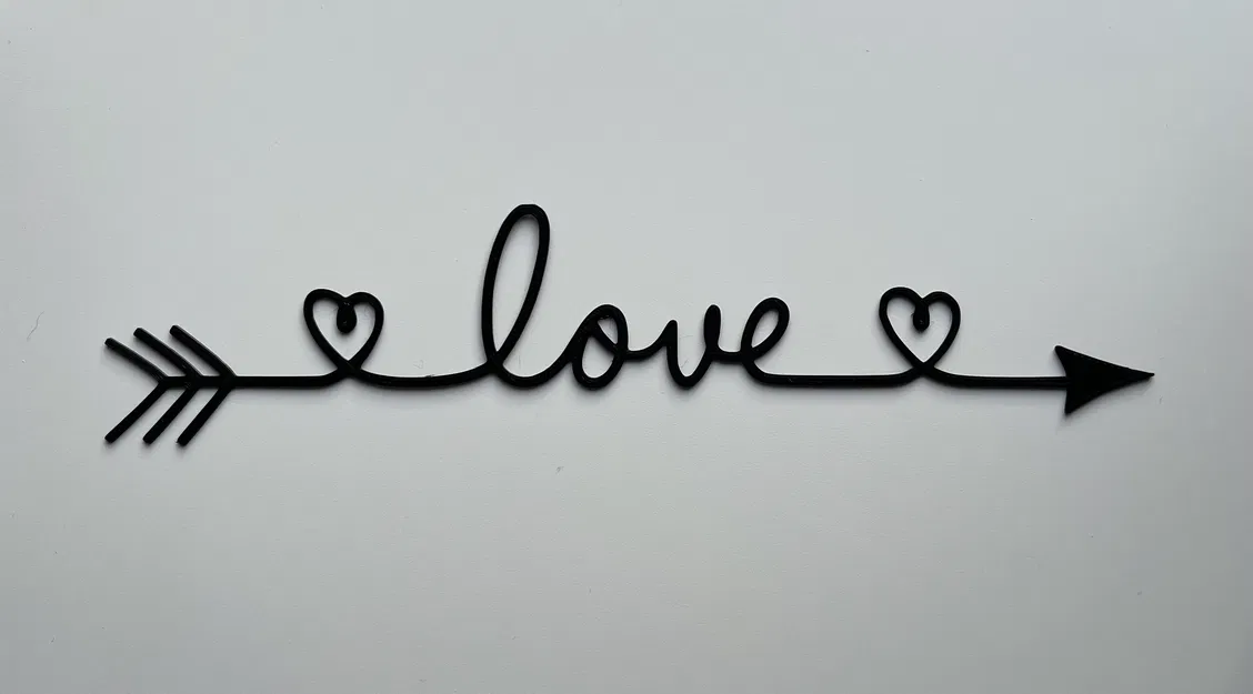 Mẫu tranh treo tường chữ Love trang trí 3D tinh tế và lãng mạn - Image 1