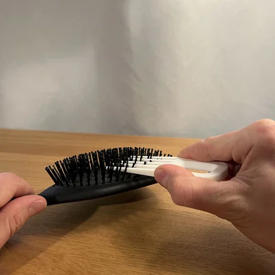 Dụng cụ vệ sinh lược mini (Hairbrush Cleaner Mini)