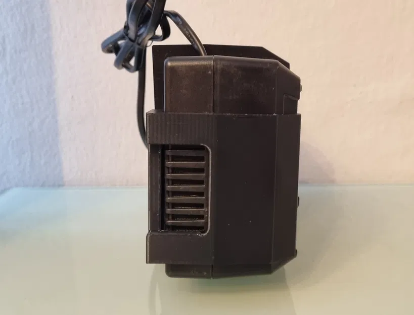 Ngàm treo tường cho bộ sạc Hitachi HiKOKI UC18YSL3 - Image 3