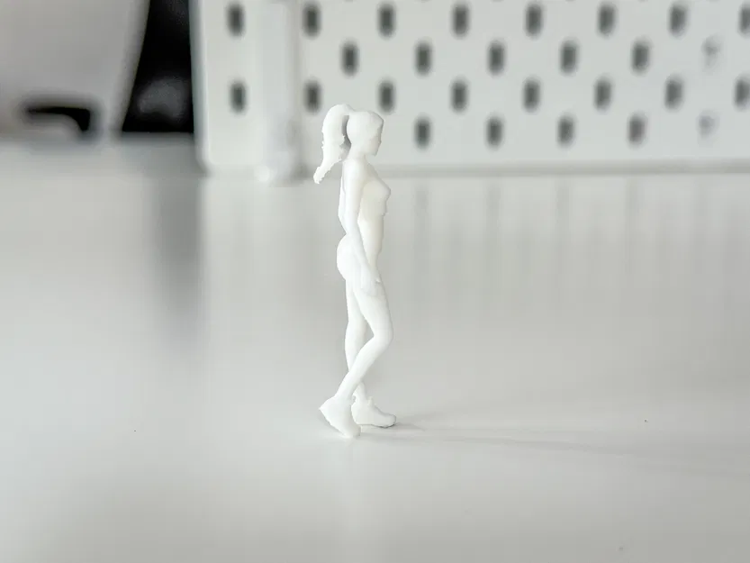 Mô hình thu nhỏ Người phụ nữ/Cô gái tập thể hình cho Diorama - Image 2