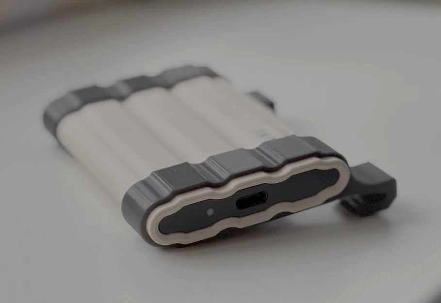 Giá đỡ Samsung T7 Shield cho Macbook - Image 2