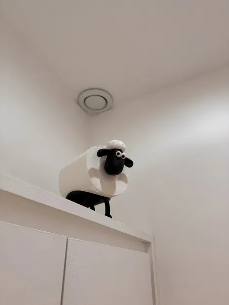 Mô hình chú cừu Shaun giữ giấy vệ sinh - In 3D tùy chỉnh kích thước - Image 2