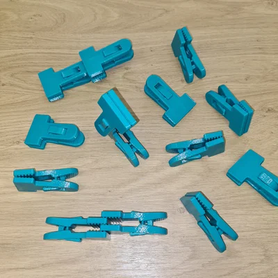 Kẹp nhựa chịu lực Strong CLIP attack