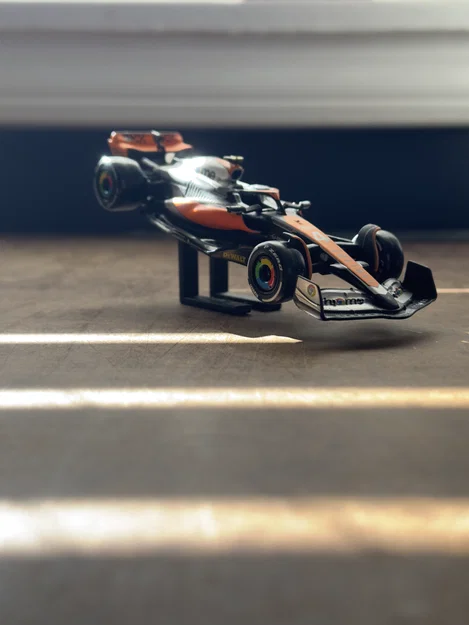 Chân đế trưng bày xe mô hình F1 Bburago tỉ lệ 1:43 cực chất - Image 3