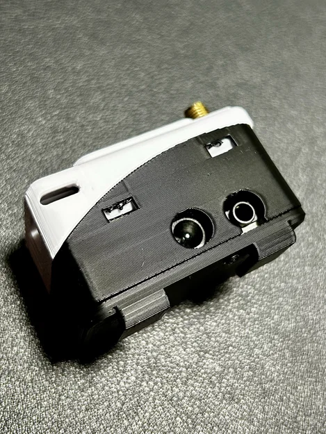 Ngàm gắn module SpeedyBee Analog cho kính Walksnail Goggles X - Image 2