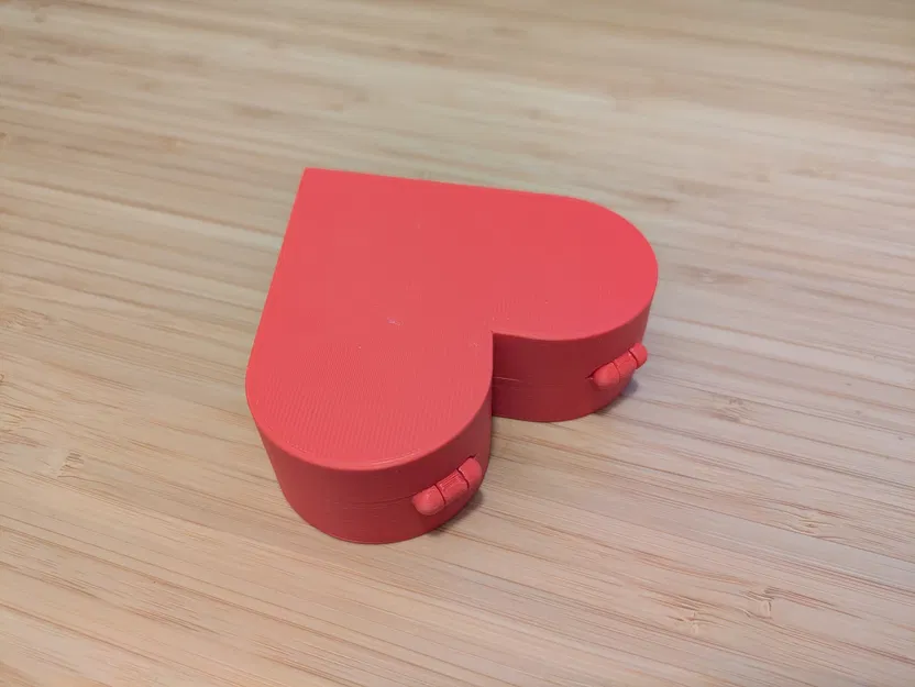 Hộp quà hình trái tim tặng Valentine có chốt khóa snap lock - Image 3