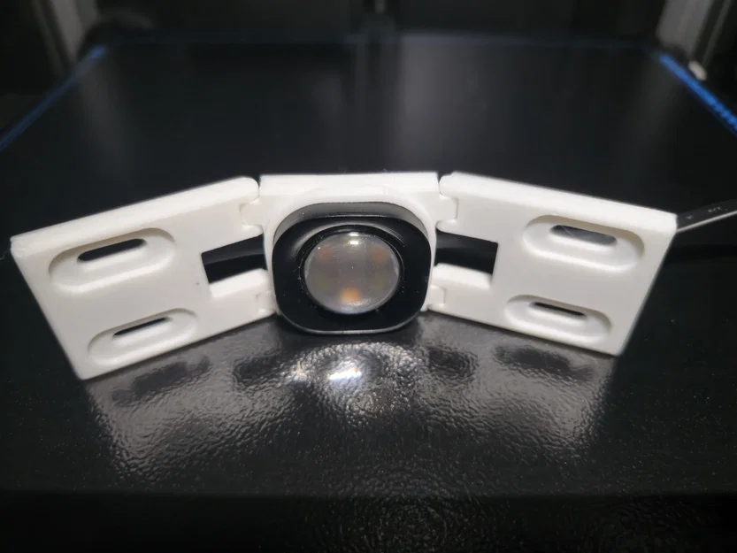 Ngàm gắn đèn Govee Pro Gable Mount - Image 2