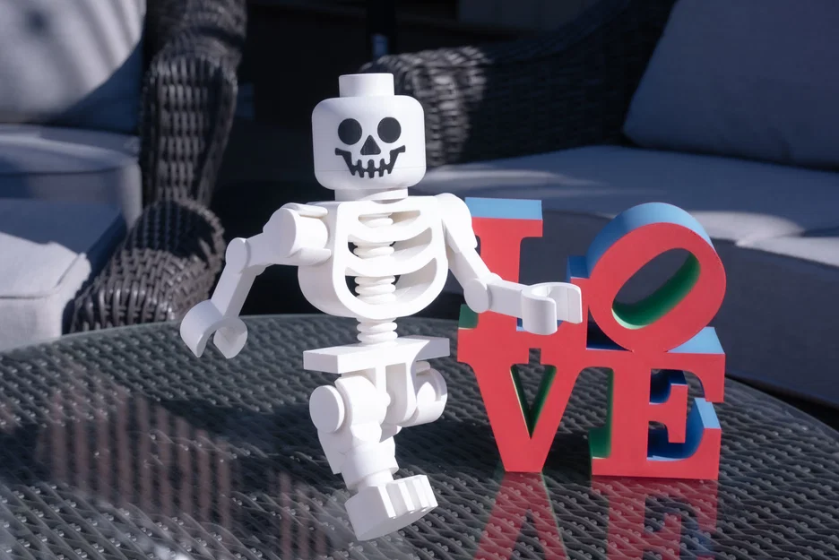 Mô hình Skeleton Giant Minifigure (16 inch) – Thiết kế độc lập! - Image 1
