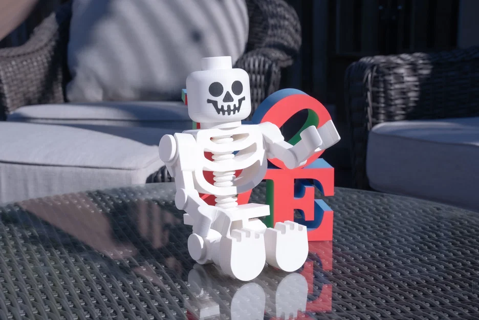 Mô hình Skeleton Giant Minifigure (16 inch) – Thiết kế độc lập! - Image 3