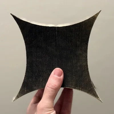 Hyperbolic Cube - Khối Lập Phương Hyperbolic Độc Đáo