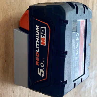 Ngàm gắn pin treo tường cho Milwaukee M18 (3D Printed)