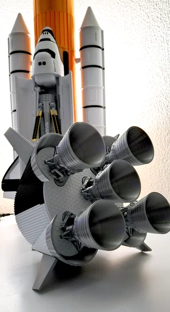 Mô hình động cơ tên lửa Saturn V F-1 (Rocketdyne F1) - Image 2