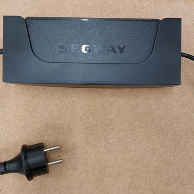 Giá treo tường cho bộ nguồn Segway Navimow