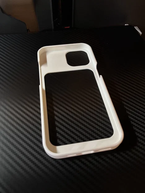 Ốp lưng iPhone 15 in từ nhựa PLA - Image 3