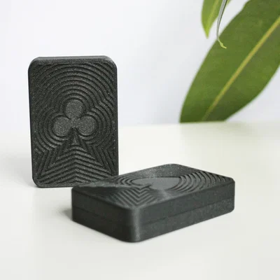 Hộp đựng bài tây 2.0 (Playing Cards Case) - Bảo quản bộ bài chuyên nghiệp