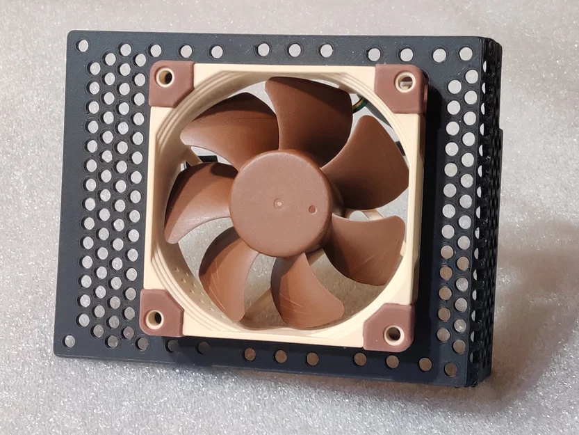 Nắp gắn quạt Noctua 80mm cho hộp điện tử máy in MK4 - Image 1