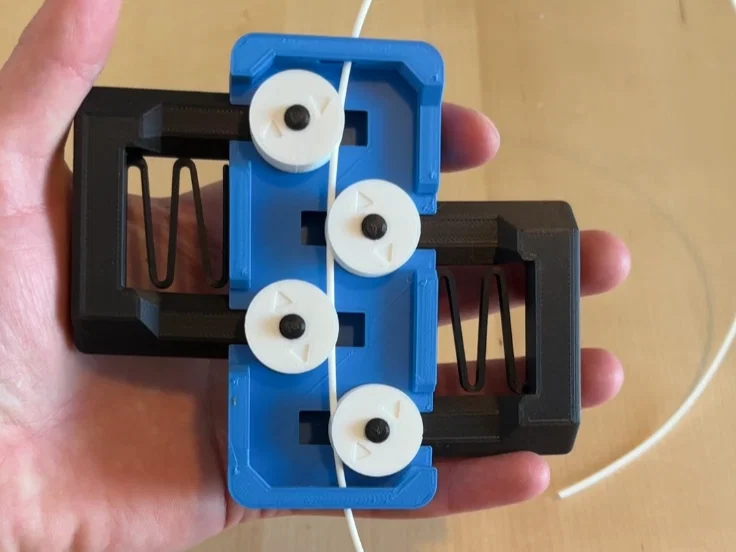 Dụng cụ làm thẳng sợi nhựa cầm tay (Palmtop Filament Straightener) - Image 2