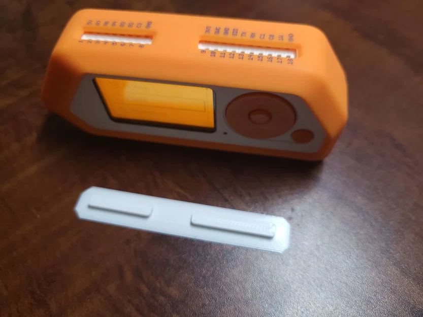 Nắp đậy bảo vệ cổng GPIO cho Flipper Zero (in 3D) - Image 1