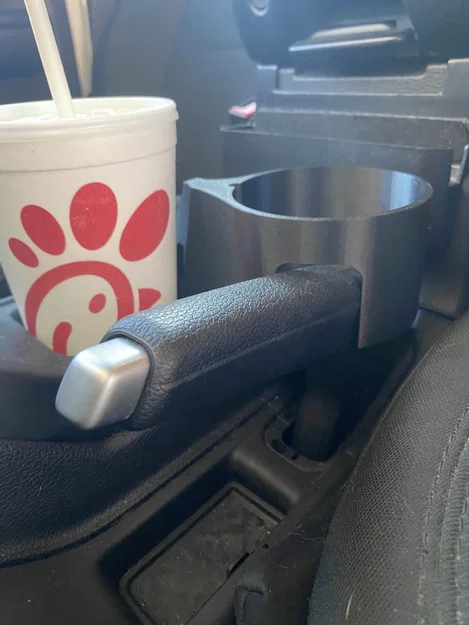 Đế giữ cốc thứ ba cho Jeep Wrangler JL (2018+) - Image 3