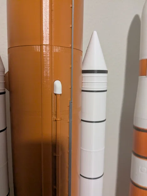 Mô hình tên lửa SLS Block 1 - Tỉ lệ 1:100 - NASA - Image 2