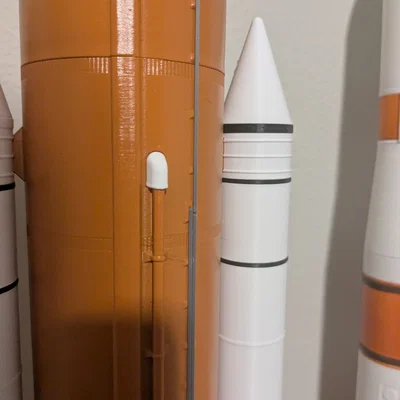 Mô hình tên lửa SLS Block 1 - Tỉ lệ 1:100 - NASA