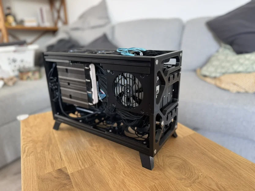 SFFlab - Case máy tính SFF kết hợp Homelab nhỏ gọn - Image 1