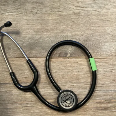 Thẻ tên cho ống nghe y tế (Stethoscope tag)
