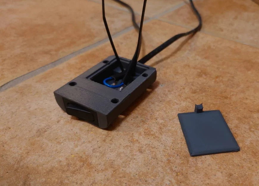 Hộp Đựng Công Tắc Rocker Lắp Dưới Bàn - Giải Pháp Gọn Gàng Tiện Lợi - Image 4