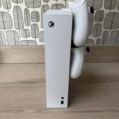 Giá treo hai tay cầm Xbox Series S thông minh - Gọn gàng, tiết kiệm không gian