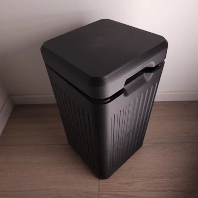 Thùng rác - 24x24x45 cm