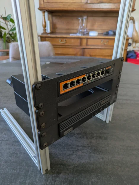 Khung gắn switch keepLiNK 8 ports cho rack 10 inch - File in 3D - Image 1