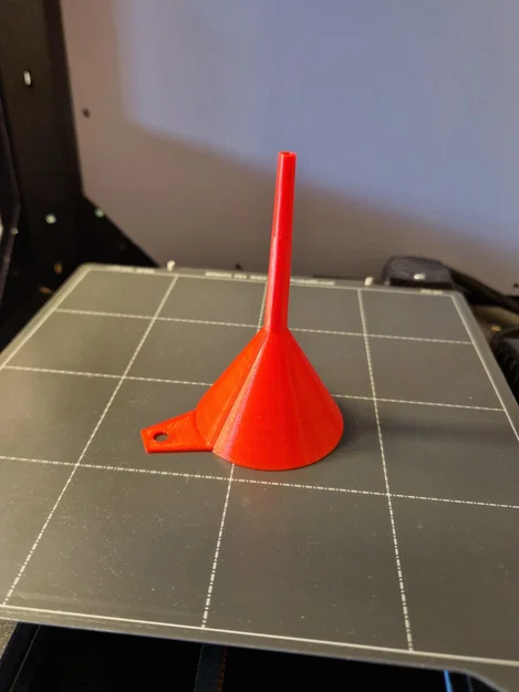 Phễu nhựa tiện ích in 3D - Dụng cụ hỗ trợ chiết rót gọn gàng - Image 1